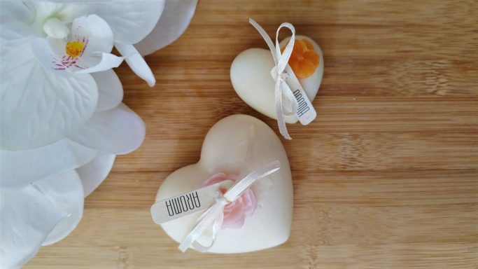 Candele artigianali in cera di soia a cuore